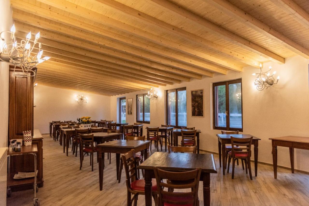 Agriturismo La Fornace Centro Ippico 科莫 外观 照片