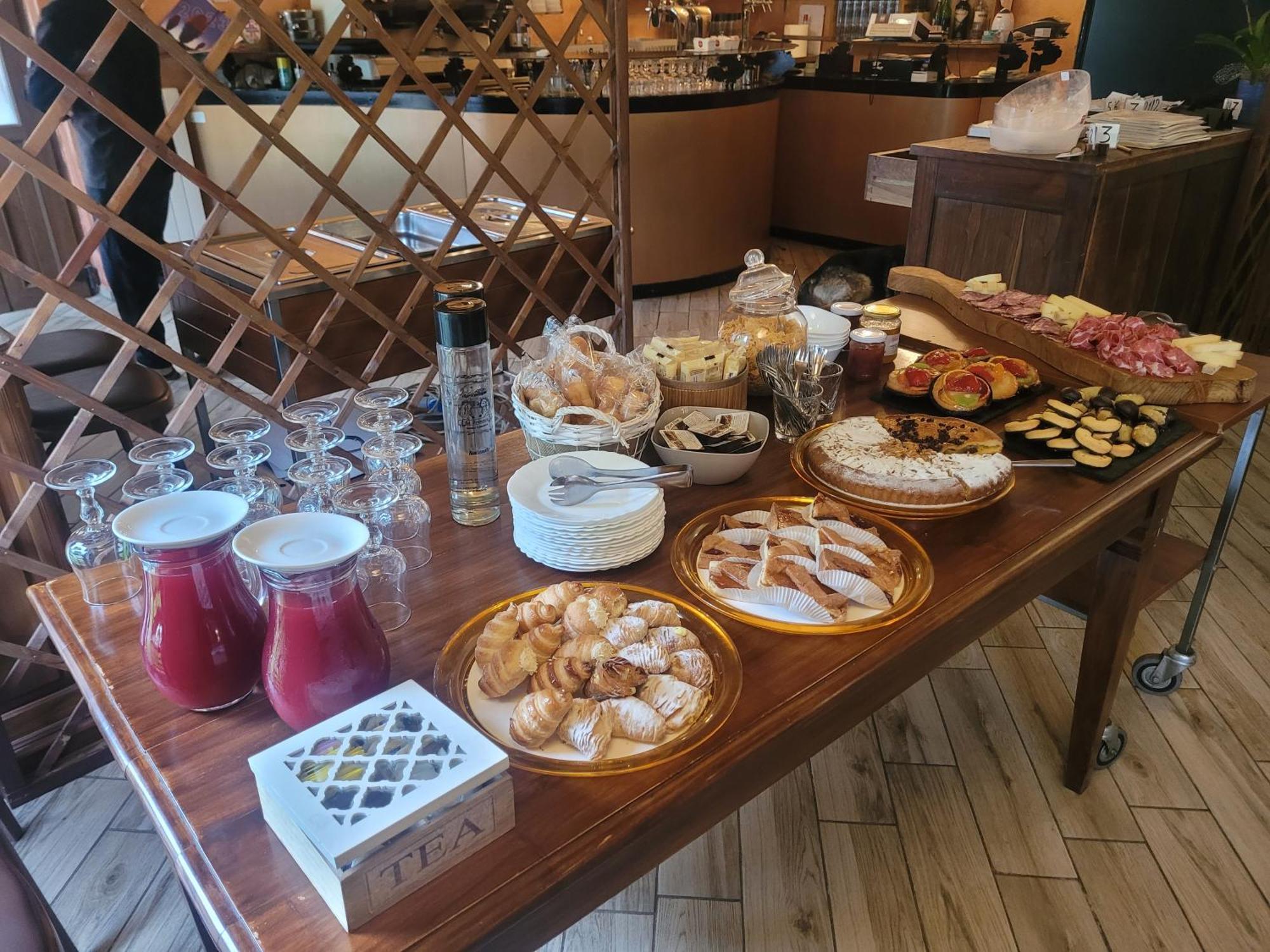 Agriturismo La Fornace Centro Ippico 科莫 外观 照片