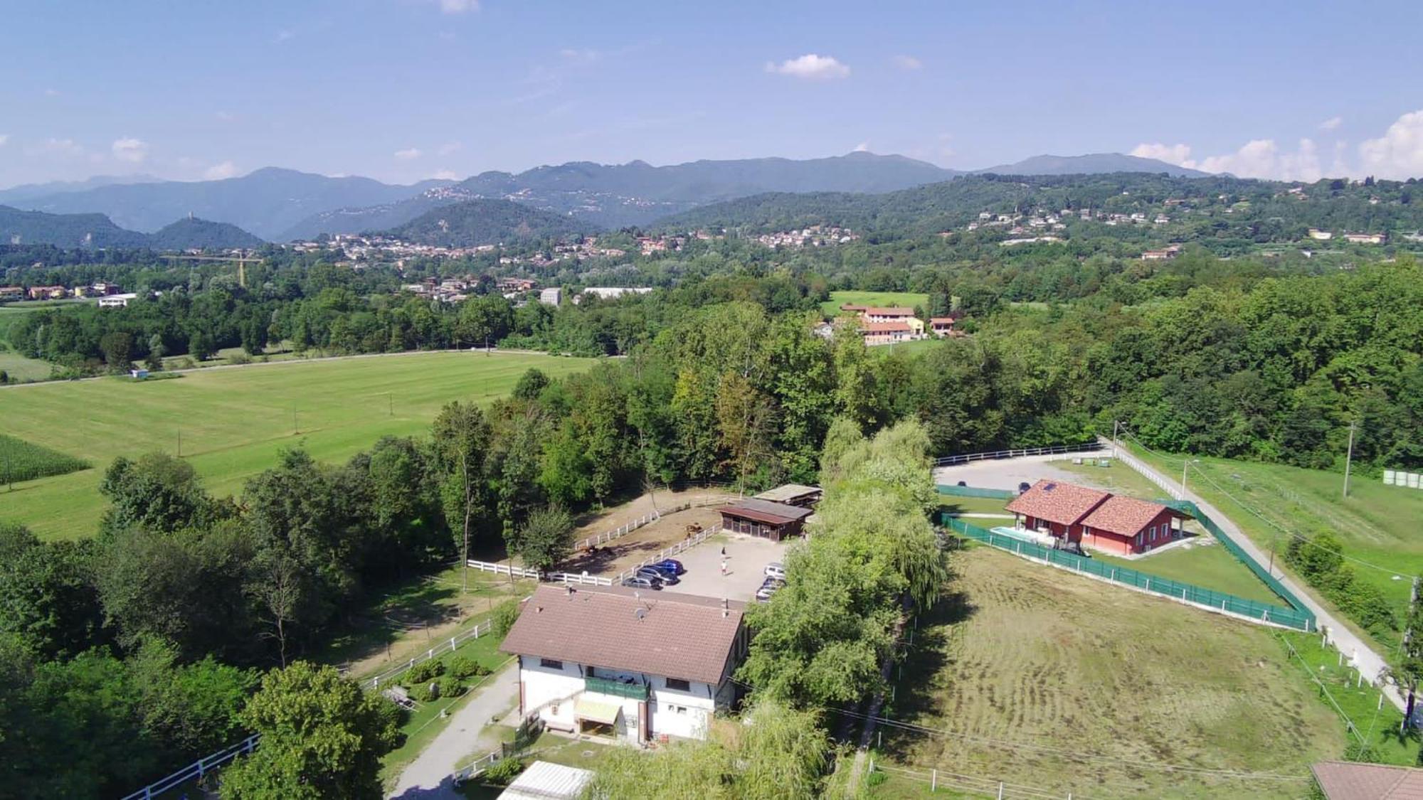 Agriturismo La Fornace Centro Ippico 科莫 外观 照片
