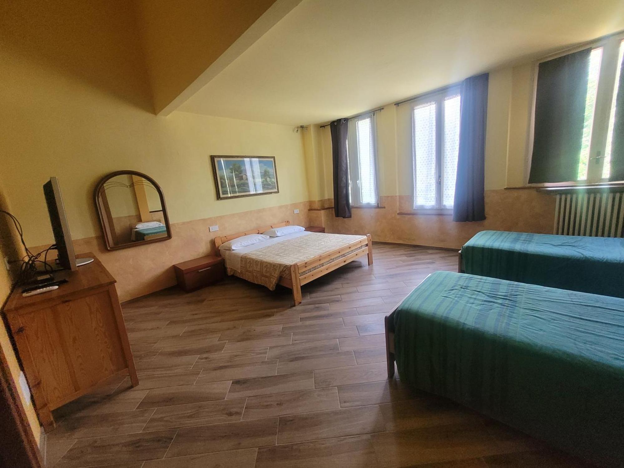 Agriturismo La Fornace Centro Ippico 科莫 外观 照片